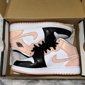 Air Jordan 1 mid